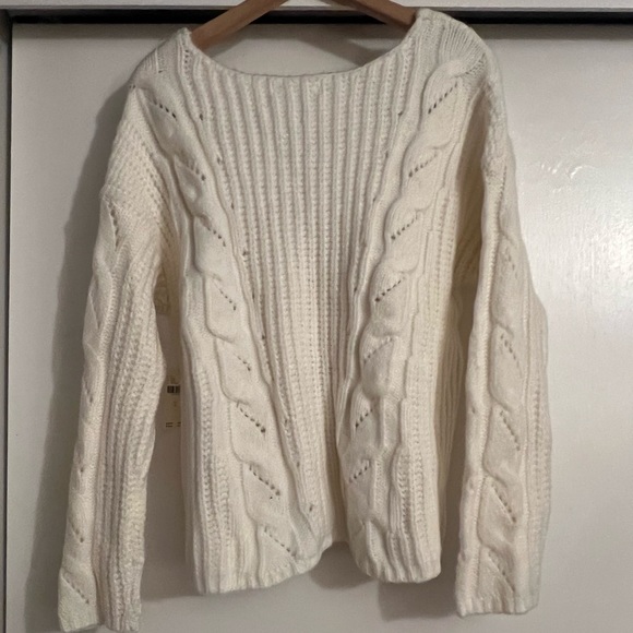 Anthropologie Women’s Cream sweater Size Small, new with tags - Picture 5 of 6